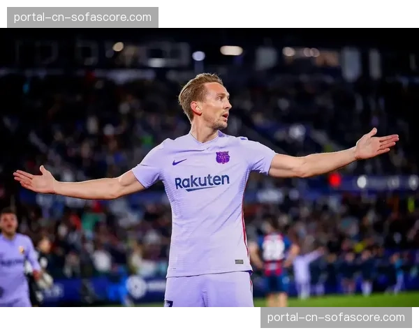 佩德里复出随巴萨完成部分训练，有望在主场对阵莱万特比赛中回归